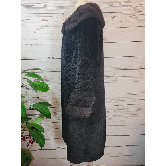 🖤 Vintage 60s Faux Fur Coat - Picture 5 of 13